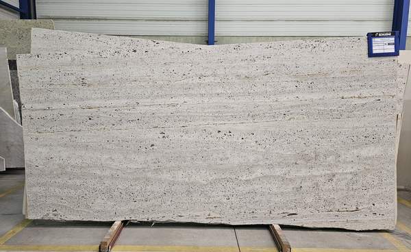Titanium Gezandstraald & Ongestopt